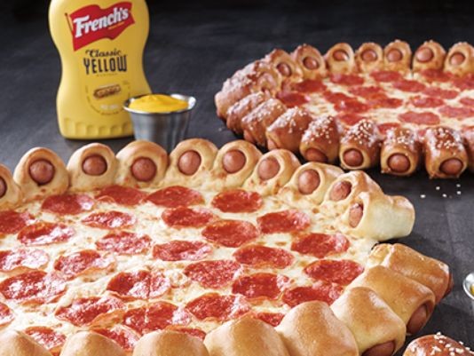 Pizza con mini perritos
