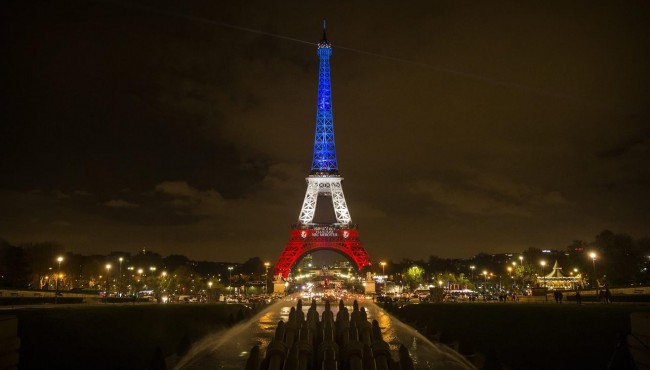 La Torre Eiffel después de los atentados